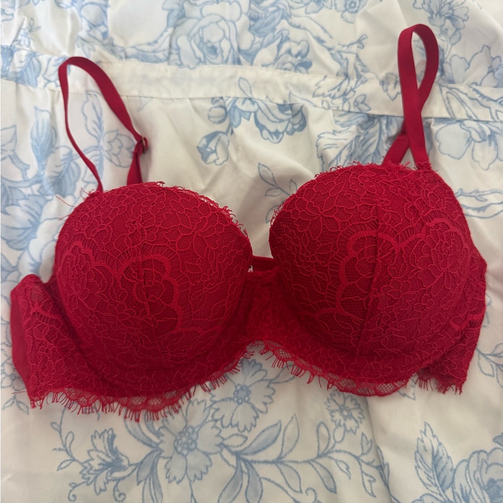 Red Lace Lightly Lined Demi Bra, lightly worn